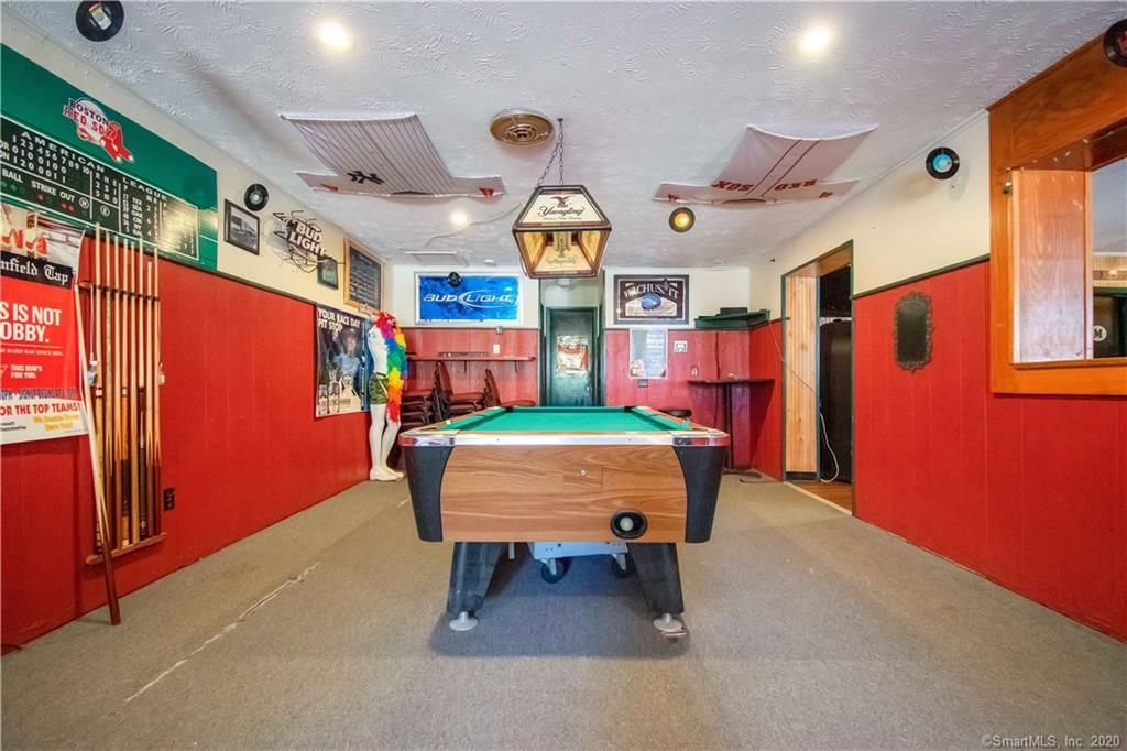 112 Spring St, Enfield, CT 06082